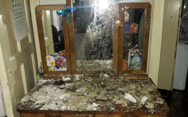 Одесса: кипяток из трубы залил четыре квартиры, в двух из которых обвалился потолок (ФОТО) Фото № 3 Одесса: кипяток из трубы залил четыре квартиры, в двух из которых обвалился потолок (ФОТО) Фото № 3