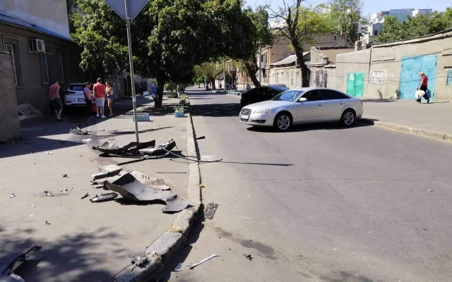 Водитель проигнорировал знак и влетел в ДТП Фото № 0 Водитель проигнорировал знак и влетел в ДТП Фото № 0