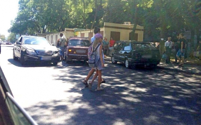 В Одессе произошло два ДТП (ФОТО, ВИДЕО) Фото № 0 В Одессе произошло два ДТП (ФОТО, ВИДЕО) Фото № 0