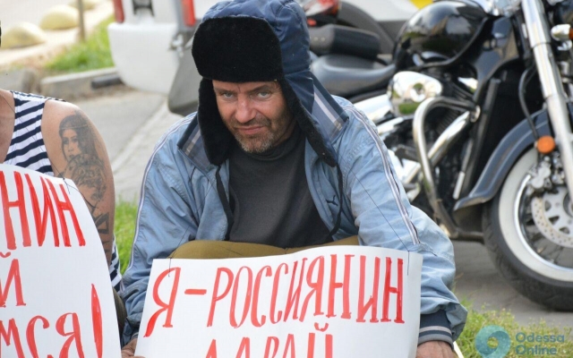 В Одессе бездомных переодели в В Одессе бездомных переодели в