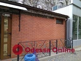 Больше 80 рекламных вывесок демонтировали в Одессе (ФОТО) Фото № 9 Больше 80 рекламных вывесок демонтировали в Одессе (ФОТО) Фото № 9