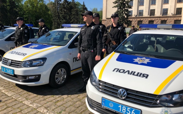 С сегодняшнего дня полицейские будут нести службу в усиленном режиме (ФОТО, ВИДЕО) Фото № 7 С сегодняшнего дня полицейские будут нести службу в усиленном режиме (ФОТО, ВИДЕО) Фото № 7