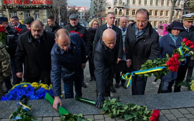 Сегодня в Одессе отметили День достоинства и свободы Фото № 3 Сегодня в Одессе отметили День достоинства и свободы Фото № 3