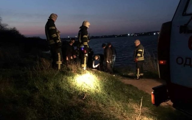 Под Одессой обнаружили труп неизвестного Фото № 1 Под Одессой обнаружили труп неизвестного Фото № 1