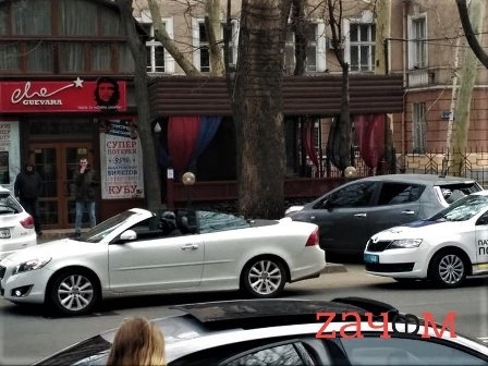 Дарт Вейдер колесил по Одессе на кабриолете (ФОТО) Фото № 1 Дарт Вейдер колесил по Одессе на кабриолете (ФОТО) Фото № 1