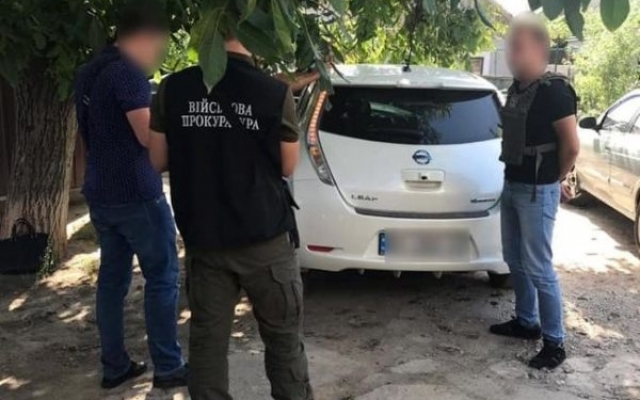 Одесский полицейский покрывал притон за 1400 долларов Фото № 0 Одесский полицейский покрывал притон за 1400 долларов Фото № 0