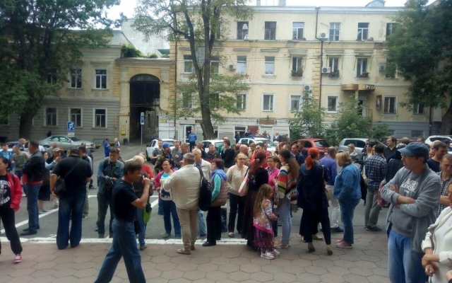 Одесские активисты требовали отставки Дмитрия Головина (ФОТО, ВИДЕО) Фото № 2 Одесские активисты требовали отставки Дмитрия Головина (ФОТО, ВИДЕО) Фото № 2