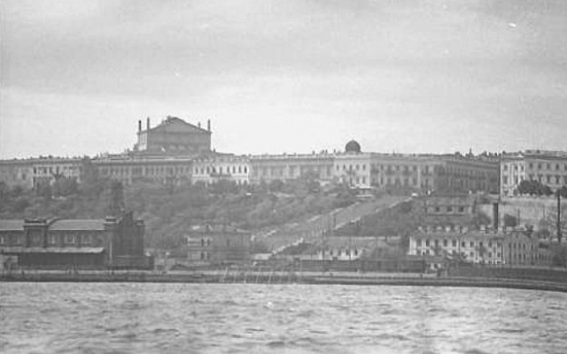 Немцы и румыны в Одессе — показали фото периода войны Фото № 0 Немцы и румыны в Одессе — показали фото периода войны Фото № 0
