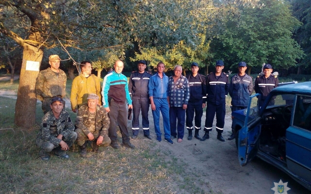 Одесская область: полицейские нашли рыбака, который заблудился в плавнях Фото № 0 Одесская область: полицейские нашли рыбака, который заблудился в плавнях Фото № 0