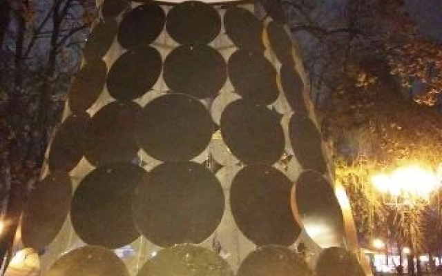В Одессе появилась вкусная новогодняя ёлка Фото № 0 В Одессе появилась вкусная новогодняя ёлка Фото № 0