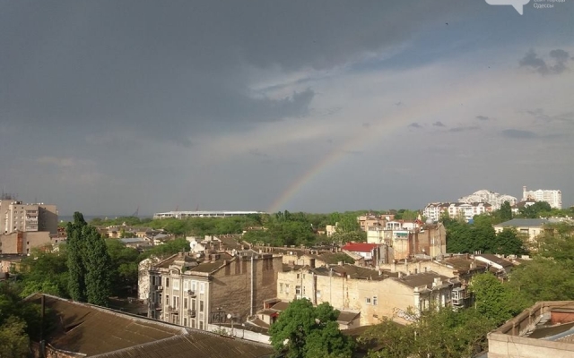 В Одессе наблюдали сразу две радуги (ФОТО) Фото № 1 В Одессе наблюдали сразу две радуги (ФОТО) Фото № 1
