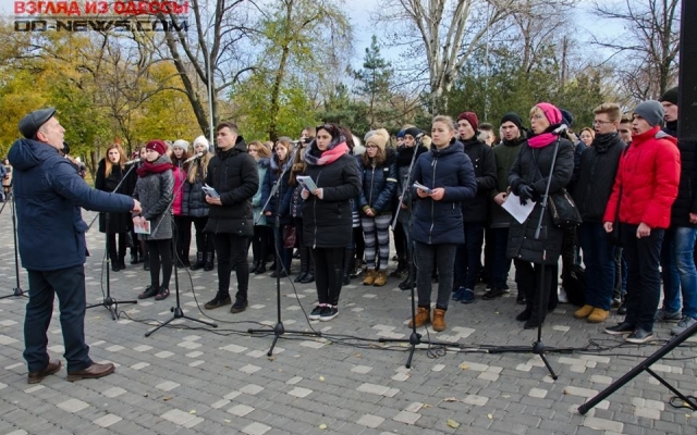 Сегодня в Одессе отметили День достоинства и свободы Фото № 4 Сегодня в Одессе отметили День достоинства и свободы Фото № 4