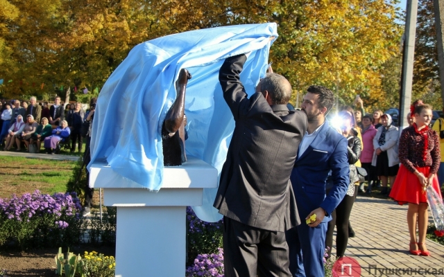 В Савранском районе открыли памятники героям всех поколений (ФОТО) Фото № 6 В Савранском районе открыли памятники героям всех поколений (ФОТО) Фото № 6