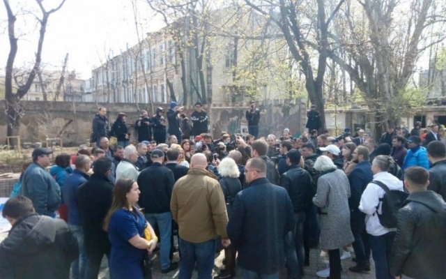 В Одессе задержали двух мужчин, вероятно причастных к нападению на Мустафу Найема Фото № 0 В Одессе задержали двух мужчин, вероятно причастных к нападению на Мустафу Найема Фото № 0