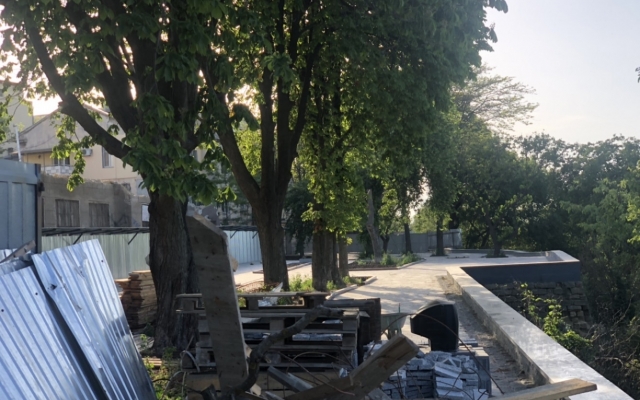 Реконструкция бульвара Жванецкого приостановилась Фото № 0 Реконструкция бульвара Жванецкого приостановилась Фото № 0