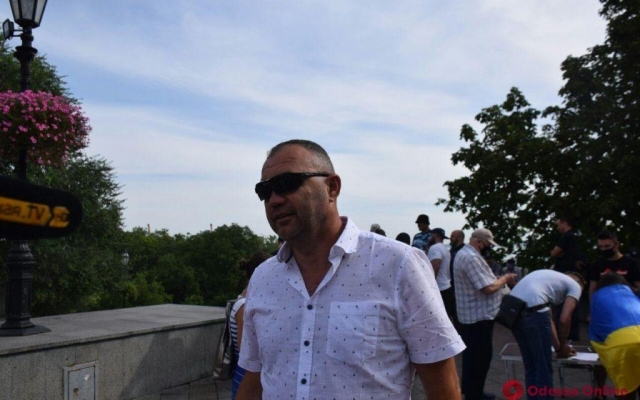 Одесситы собрались на протест против языкового закона Фото № 0 Одесситы собрались на протест против языкового закона Фото № 0