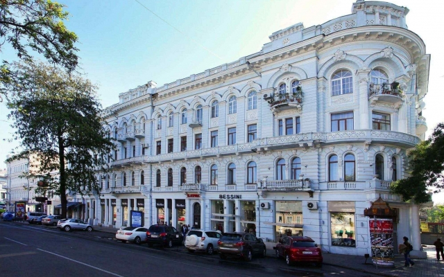 В доходном доме Маврокордато идет «незаконное» строительство стриптиз-клуба Фото № 0 В доходном доме Маврокордато идет «незаконное» строительство стриптиз-клуба Фото № 0