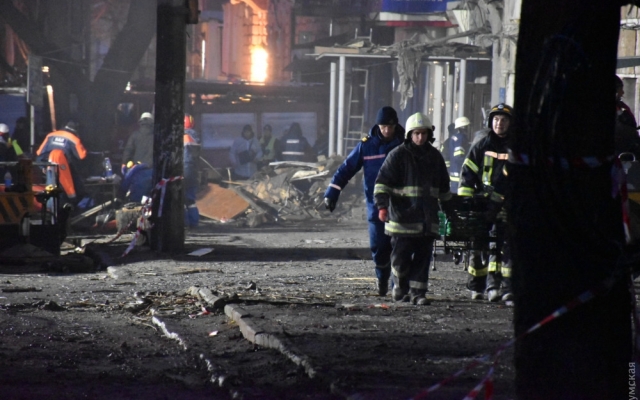 Сегодня перекрывают движение по Пушкинской Фото № 0 Сегодня перекрывают движение по Пушкинской Фото № 0