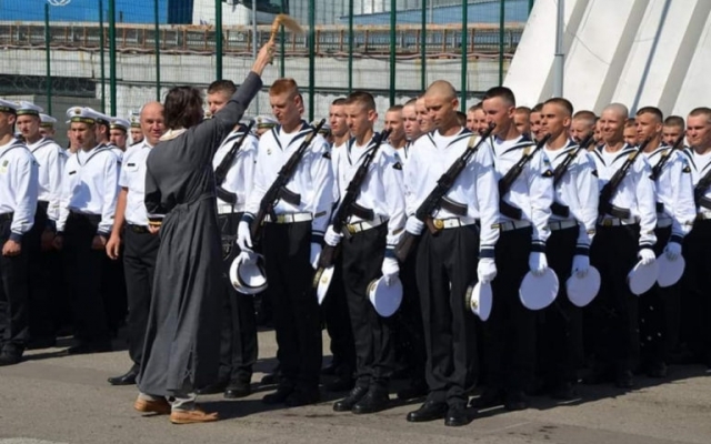 Больше без тельняшек Фото № 0 Больше без тельняшек Фото № 0