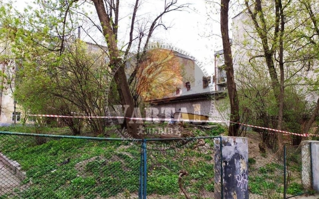 На территории львовской больницы прогремел взрыв, обнаружено бездыханное тело (фото) Фото № 2 На территории львовской больницы прогремел взрыв, обнаружено бездыханное тело (фото) Фото № 2