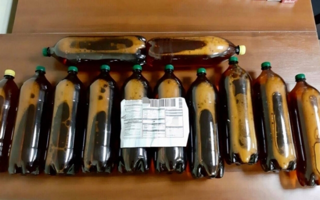 В Одесское СИЗО пытались передать почтой 22 литра алкоголя Фото № 0 В Одесское СИЗО пытались передать почтой 22 литра алкоголя Фото № 0