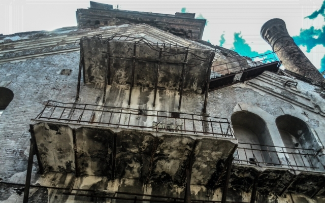 Фотопрогулка: руины завода Фотопрогулка: руины завода