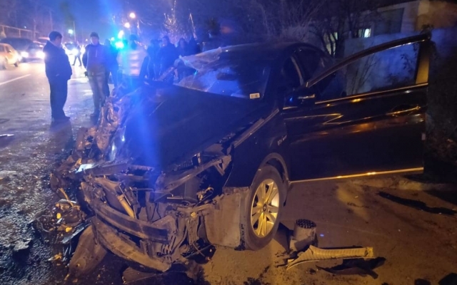Под Черноморском столкнулись маршрутка и автомобиль Фото № 3 Под Черноморском столкнулись маршрутка и автомобиль Фото № 3