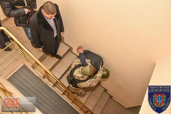 Овидиопольскому убийце грозит пожизненное заключение за смерть матери с дочкой Фото № 0 Овидиопольскому убийце грозит пожизненное заключение за смерть матери с дочкой Фото № 0