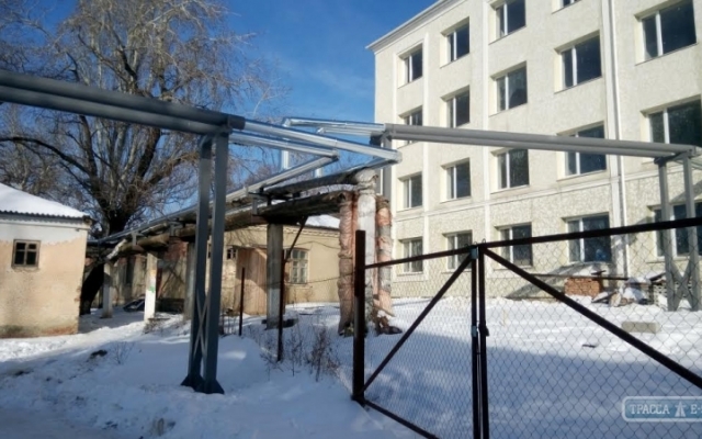 Райбольница на юге Одесской области уже восьмые сутки без воды Фото № 0 Райбольница на юге Одесской области уже восьмые сутки без воды Фото № 0