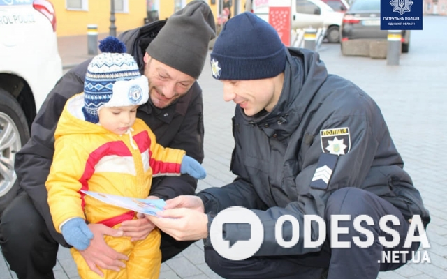 Одесситы отпраздновали Рождество с патрульными Фото № 24 Одесситы отпраздновали Рождество с патрульными Фото № 24