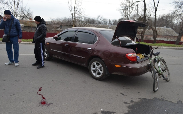 В Измаиле сбили велосипедиста, его с тяжёлыми травмами доставили в больницу Фото № 3 В Измаиле сбили велосипедиста, его с тяжёлыми травмами доставили в больницу Фото № 3