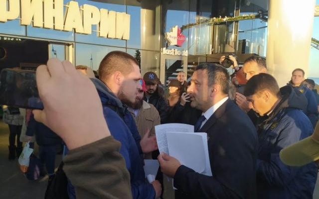 Одесские экоактивисты снова протестовали против дельфинария Фото № 0 Одесские экоактивисты снова протестовали против дельфинария Фото № 0
