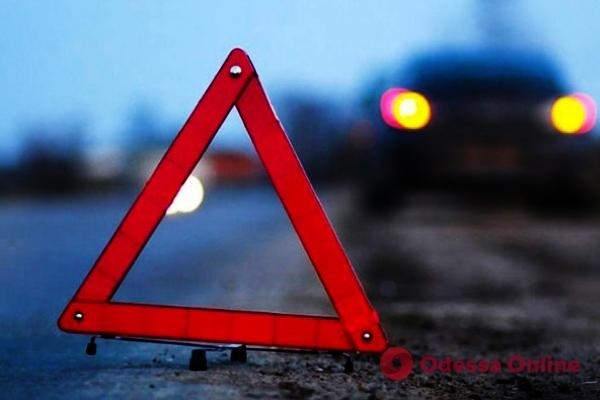В Арцизе мопедист разбился на смерть Фото № 0 В Арцизе мопедист разбился на смерть Фото № 0