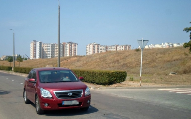 В Южном люди просят обустроить автобусную остановку возле новостроек Фото № 2 В Южном люди просят обустроить автобусную остановку возле новостроек Фото № 2
