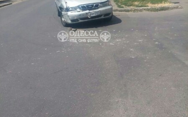 Пострадавшую в аварии доставили в больницу Фото № 0 Пострадавшую в аварии доставили в больницу Фото № 0