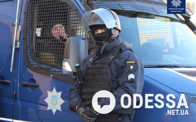 Одесситы отпраздновали Рождество с патрульными Фото № 9 Одесситы отпраздновали Рождество с патрульными Фото № 9