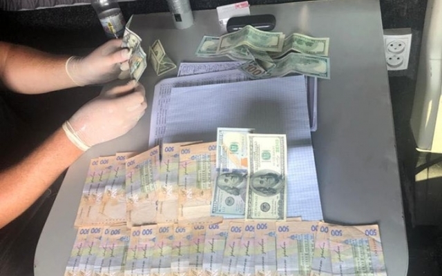 В Одесской области задержали полицейского-взяточника Фото № 2 В Одесской области задержали полицейского-взяточника Фото № 2