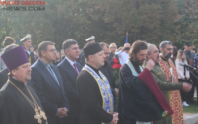 В Одессе отмечают День защитника Украины Фото № 1 В Одессе отмечают День защитника Украины Фото № 1