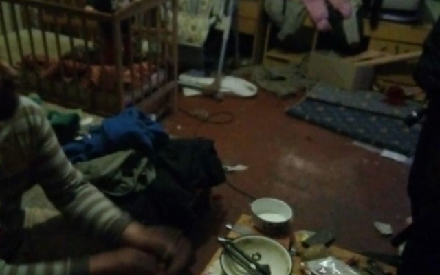 В Приморском районе Одессы соцслужбы ночью спасали двух маленьких девочек Фото № 4 В Приморском районе Одессы соцслужбы ночью спасали двух маленьких девочек Фото № 4