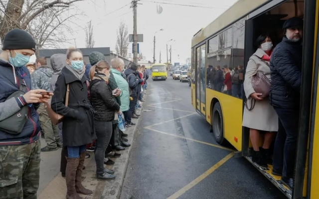 Нардеп Тищенко предложил запретить движение транспорта на выходных Фото № 0 Нардеп Тищенко предложил запретить движение транспорта на выходных Фото № 0