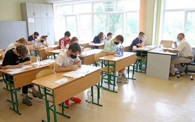Учителям разрешили не ставить оценки по некоторым предметам во время Фото № 0 Учителям разрешили не ставить оценки по некоторым предметам во время Фото № 0