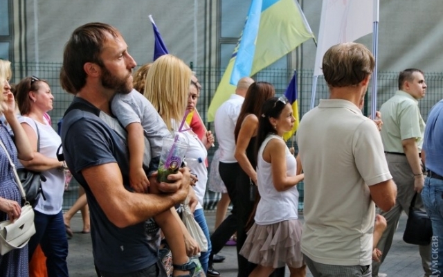 Семейные ценности: по центральным улицам города прошла акция противников сексменьшинств Фото № 14 Семейные ценности: по центральным улицам города прошла акция противников сексменьшинств Фото № 14