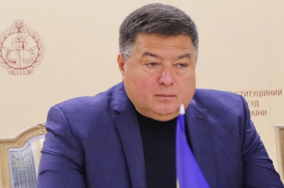 Руководителя КСУ Александра Тупицкого не пустили на рабочее место Фото № 0 Руководителя КСУ Александра Тупицкого не пустили на рабочее место Фото № 0