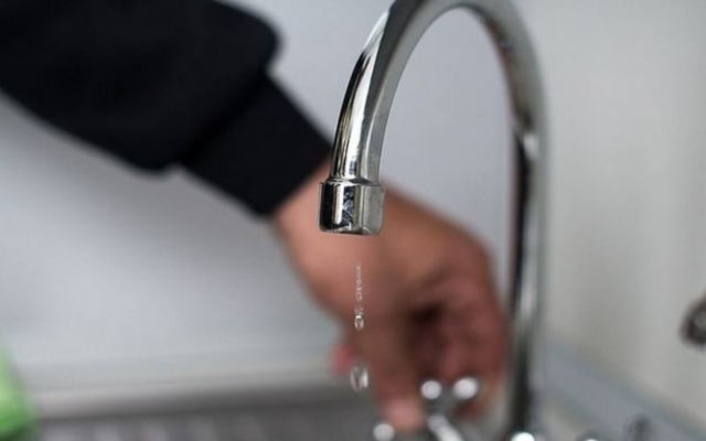 Жители Малиновского района со вчерашнего дня сидят без воды Фото № 0 Жители Малиновского района со вчерашнего дня сидят без воды Фото № 0