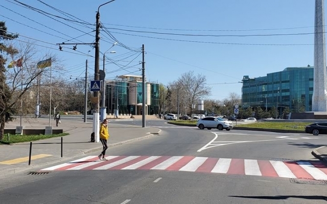 В Одессе обновили дорожную разметку Фото № 4 В Одессе обновили дорожную разметку Фото № 4