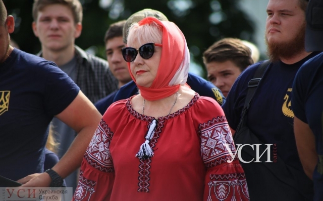 Одесситы собрались на протест против языкового закона Фото № 12 Одесситы собрались на протест против языкового закона Фото № 12