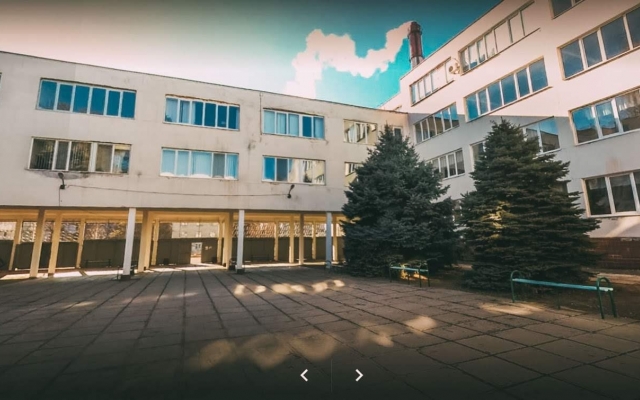 Самая большая школа в Украине – одесская, НВК №13 Фото № 0 Самая большая школа в Украине – одесская, НВК №13 Фото № 0