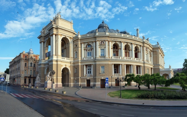 Коллектив Одесского оперного театра не сможет поехать на гастроли Фото № 0 Коллектив Одесского оперного театра не сможет поехать на гастроли Фото № 0