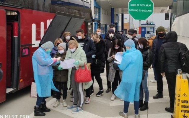 В Одессу из Молдовы вернулись 45 украинцев Фото № 2 В Одессу из Молдовы вернулись 45 украинцев Фото № 2