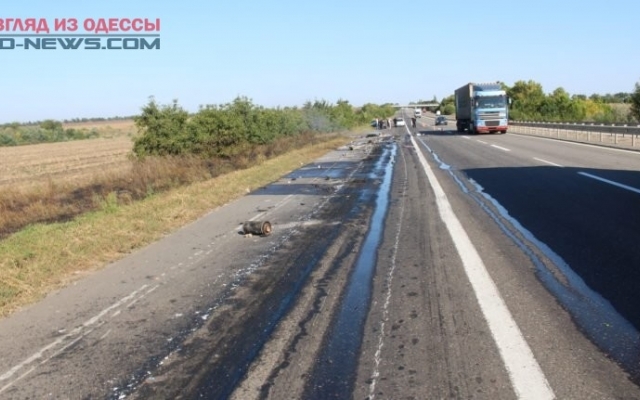 Страшное ДТП на трассе Одесса-Киев Фото № 2 Страшное ДТП на трассе Одесса-Киев Фото № 2